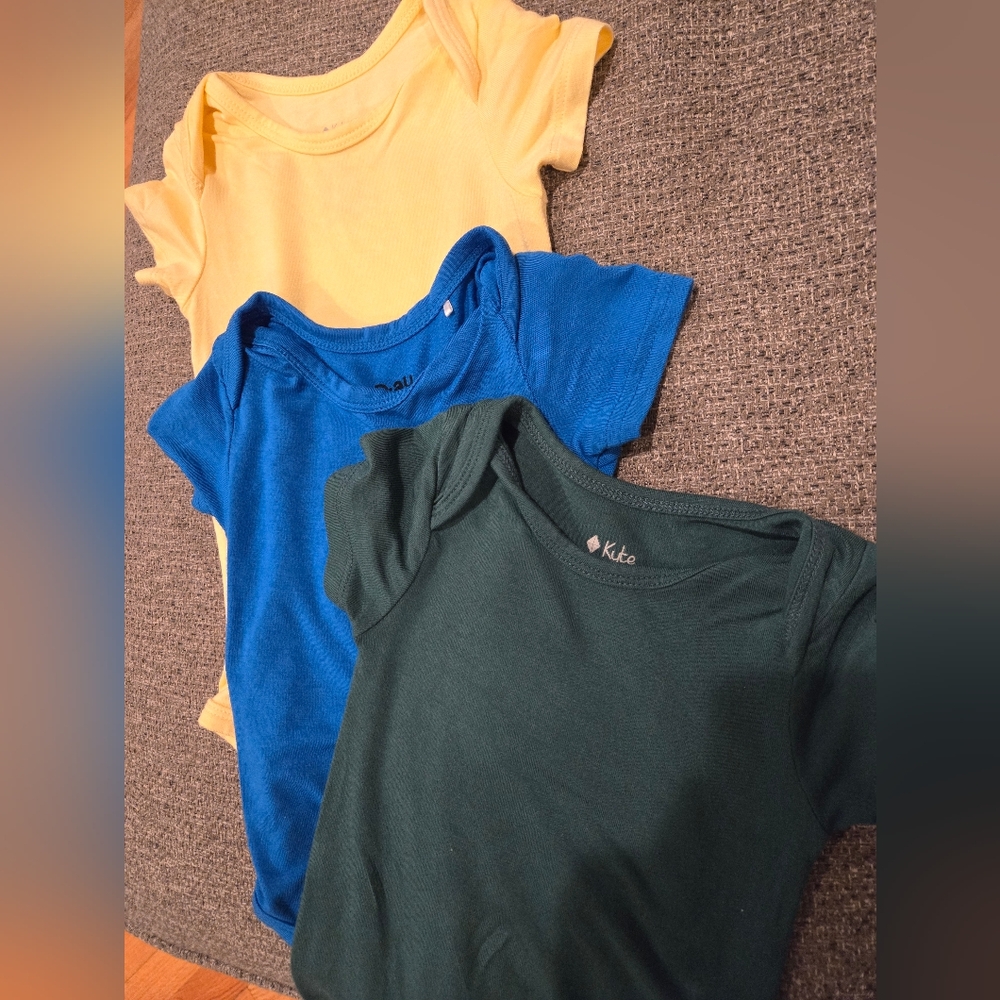 Three Short Sleeve Onesies Kyte and Little Sleepies